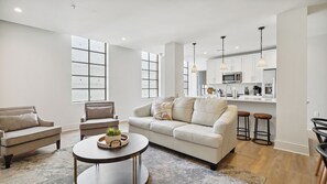 Classic Condo, 4 Bedrooms | Living area