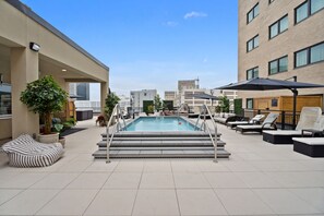 Seasonal outdoor pool, open 8:00 AM to 10:00 PM, pool umbrellas - The Eleanor New Orleans (New Orleans)