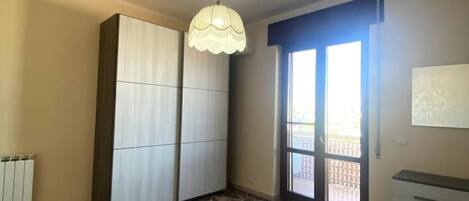 2 bedrooms, free WiFi