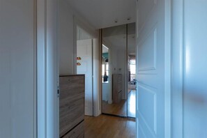 Interior - Beautiful 1-bed Apartment in Roma (Rome)