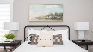 2 bedrooms, desk, iron/ironing board, free WiFi