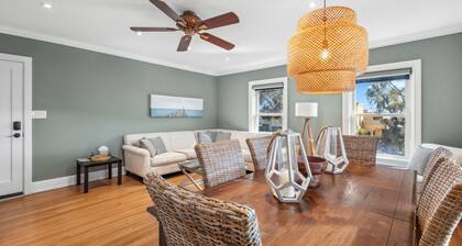 Bellissimo By the Sea, 2 Bedroom, Walk Everywhere