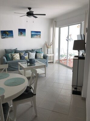 Smart TV - Apartamento moderno familiar cálido luminoso (Costas del sol)