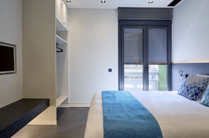 2 bedrooms, iron/ironing board, free WiFi, bed sheets - Acropolis Modern Apartment (Athina)