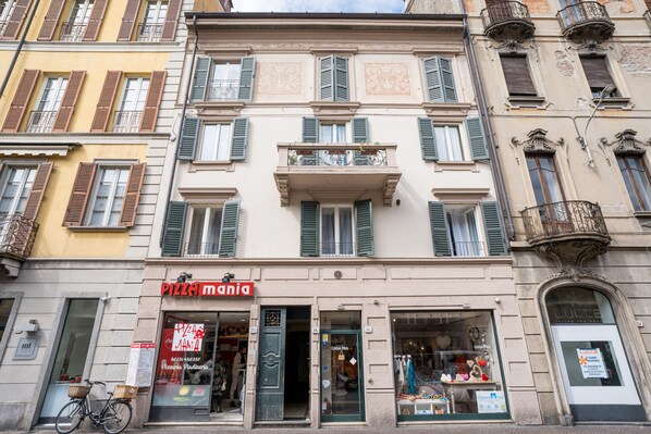 Apartment | 2 bedrooms, iron/ironing board, free WiFi - Casa Belmonte (Como)