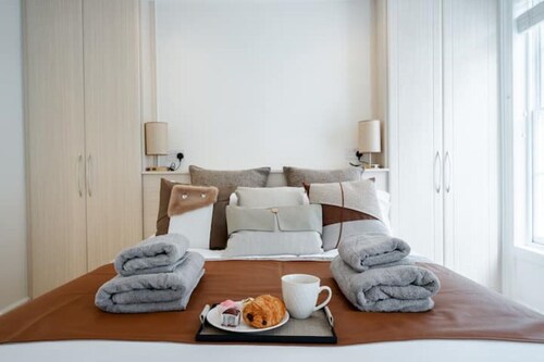 Luxury 3BRs house in the heart of Victoria