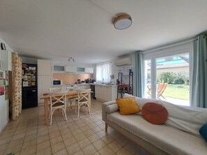 Interior - Gîte de L'akwaba Logement T3 Buzet-sur-baïse 4760 - LOT ET Garonne (Buzet-sur-Baïse)