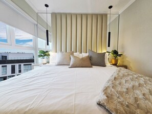 4 bedrooms, in-room safe, desk, iron/ironing board - Luxury Penthouse private jacuzzi Miraflores Lima (Lima)
