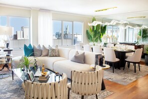 Dining - Luxury Penthouse private jacuzzi Miraflores Lima (Lima)