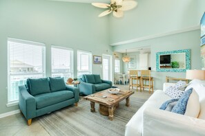 TV - Easy Bay Access, Updated Interior, Large Sunning Deck, Fish from Your Backyard (Galveston)