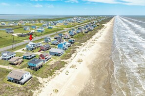 بالقرب من الشاطئ