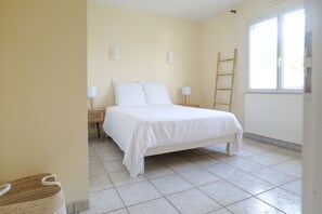 2 bedrooms, iron/ironing board, free WiFi, bed sheets - House near the wild coast La Chaume 7 people (Les Sables-d´Olonne)