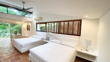 Suite Studio Familiale | Minibar, coffres-forts dans les chambres, rideaux occultants