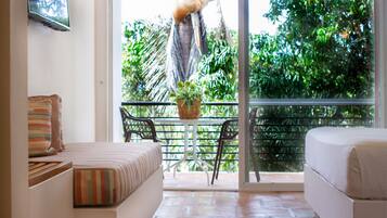 Superior Double Room, 1 King Bed | 1 bedroom, minibar, in-room safe, blackout drapes