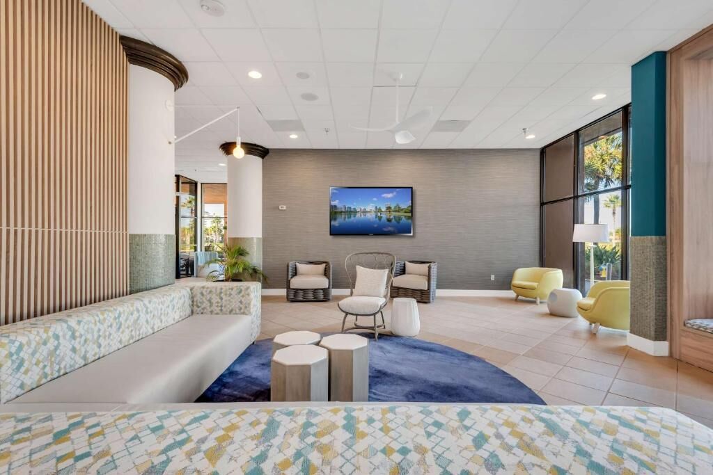Family-friendly Suites Near Disney - Free Shuttle To Universal & Seaworld - Orlando, FL