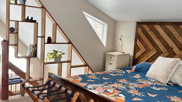 1 Schlafzimmer, Schreibtisch, Bügeleisen/Bügelbrett, Reisekinderbett