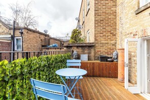 Basic Apartment | Exterior - Charming Two Bed Maisonette in Notting Hill (London)