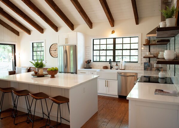 Microwave, oven, stovetop, dishwasher