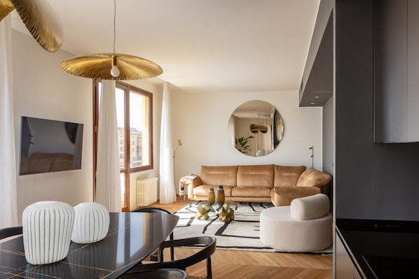 Luxury Apartment | Living area