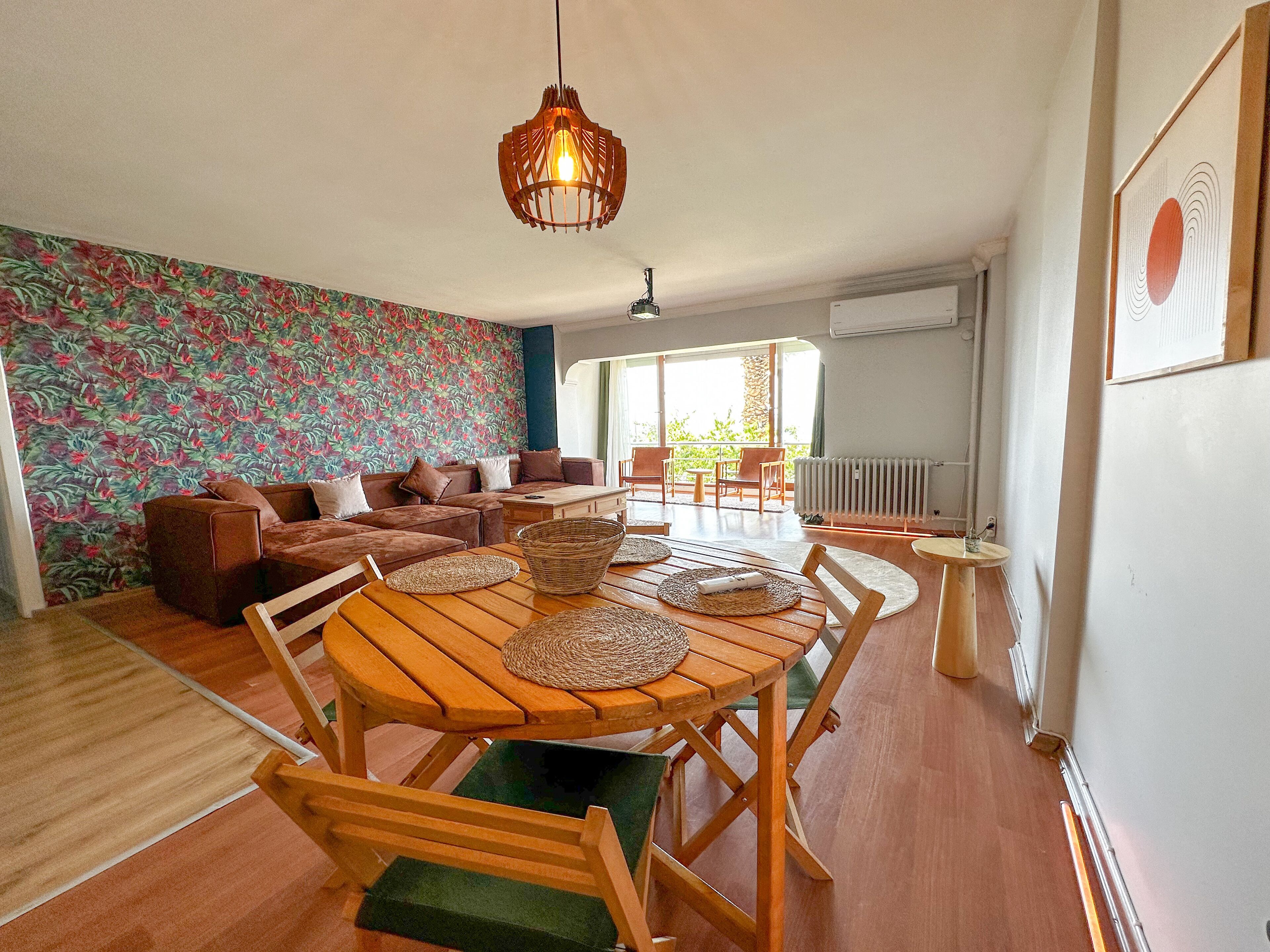 Deluxe Apartment, Sea View | Living area