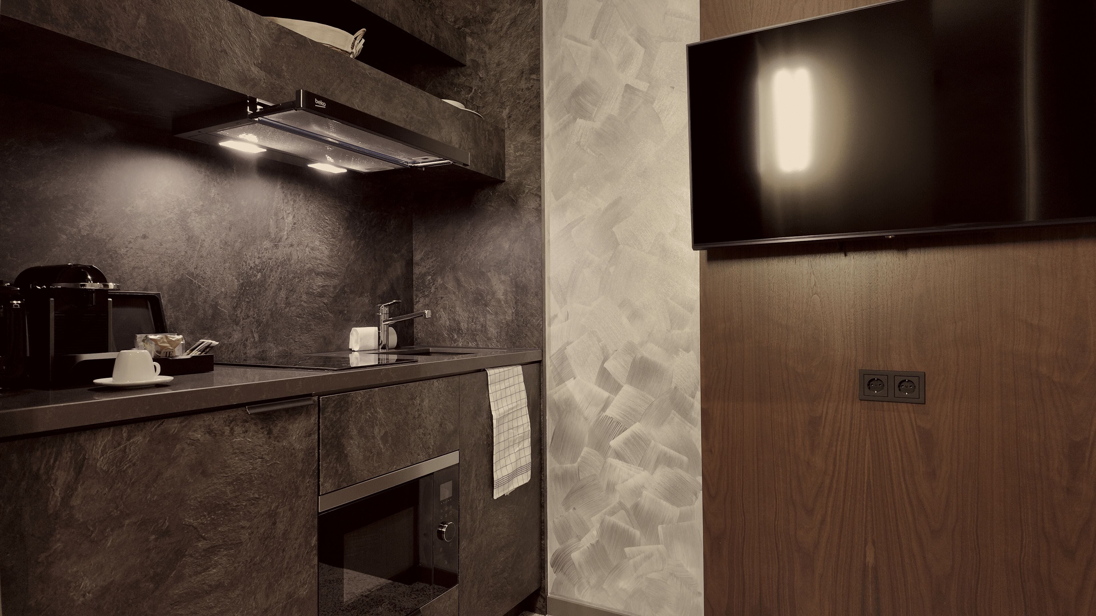 Photo - Bellman Hotel