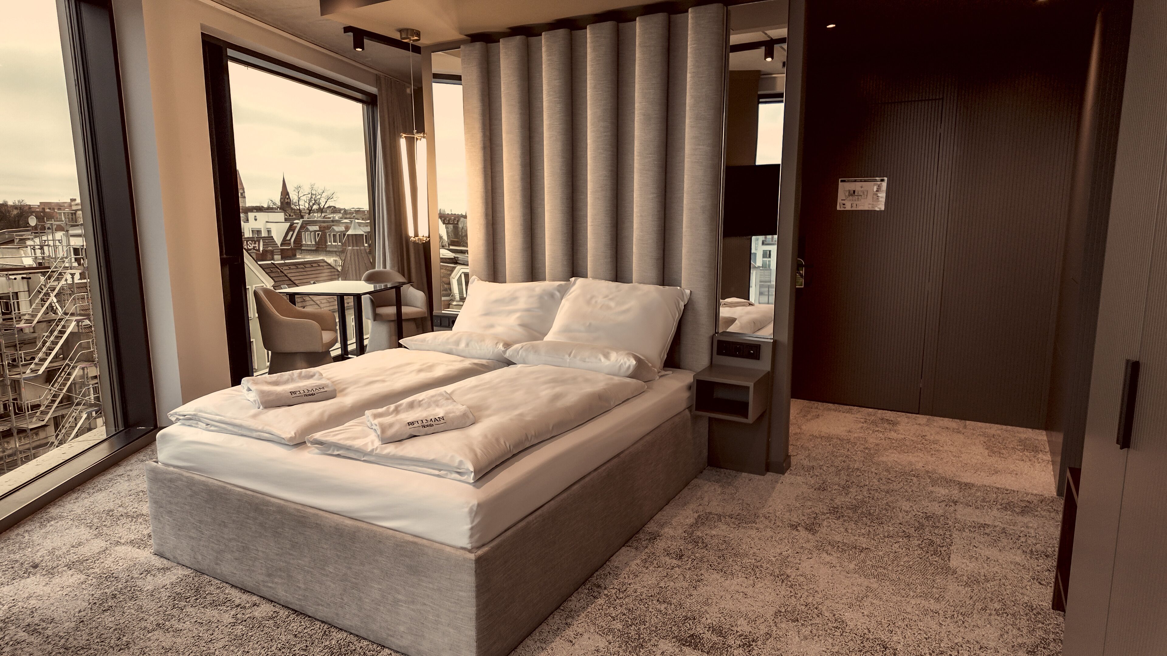 Photo - Bellman Hotel