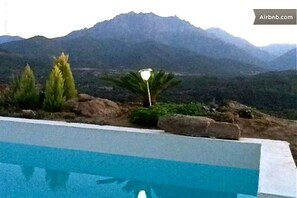 Utomhuspool
