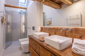 Hair dryer, towels - Pretty loft with view of Mont Blanc & glacier (Chamonix-Mont-Blanc)
