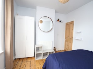 2 bedrooms, iron/ironing board, travel cot, bed sheets