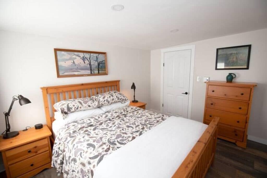 1 bedroom, desk, iron/ironing board, free WiFi