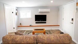 Unclassified image, 4 of 18, button - Centennial Guest Suite (Powell River)