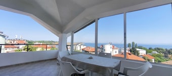 Two-Bedroom Apartment with Terrace and Sea View