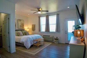 3 bedrooms, in-room safe, iron/ironing board, free WiFi