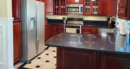 Charming 4-bedroom house with WiFi and AC in tranquil Diamond Bar