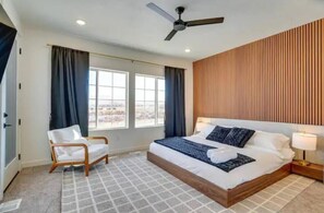 4 bedrooms, in-room safe, travel cot, WiFi