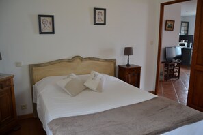 2 chambres, draps fournis