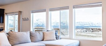 Scenic Views with Game Room