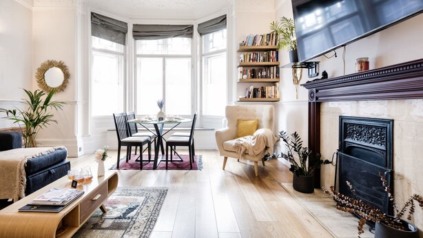 Basic Apartment | Interior - Bright and Modern Mayfair Apartment (London)