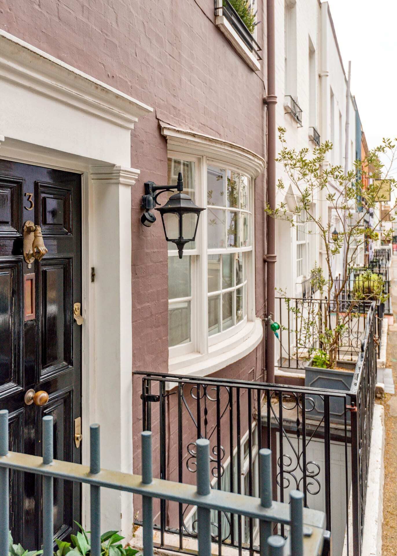 Basic Apartment | Exterior