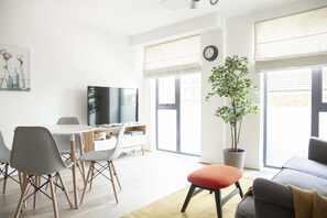 Eenvoudig appartement | Dineren