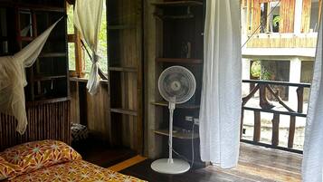 Comfort Quadruple Room | Bed sheets