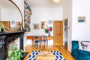Apartment | Living room