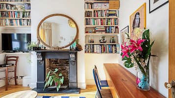 Apartment | Living room