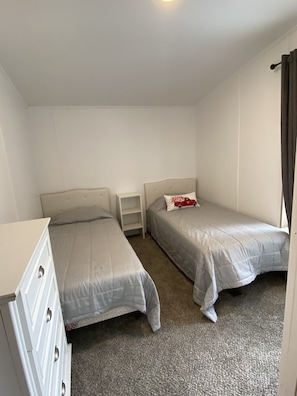 3 bedrooms, iron/ironing board, travel cot, free WiFi