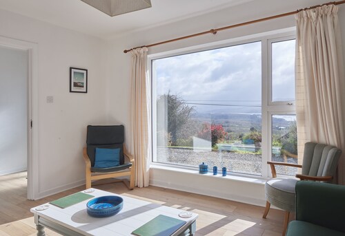 Seanacnoc Cottage Overlooking Kenmare Bay