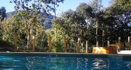 Cabaña en el Bosque en la ruta termal