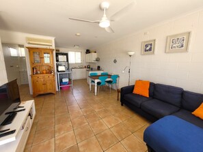 صورة غير مصنفة، 4 من 10، زرّ