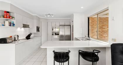 Lovely family beach house. Pet friendly and walk to beach