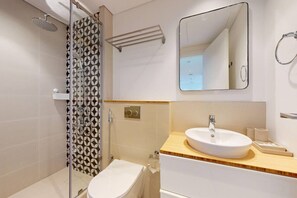 Hair dryer - Socio Tower 2 - Neat Two Bedroom (Dubai Hills)