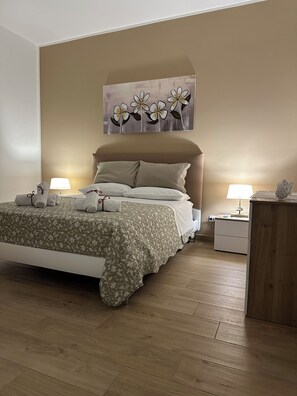 2 bedrooms, WiFi, bed sheets
